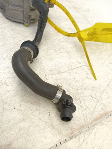 038145209M VAG Bomba tándem de combustible  comprar en Jaén