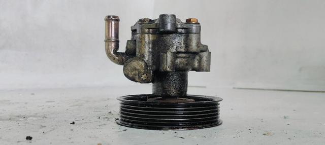 038145255A Polea de la bomba de dirección asistida  en stock Castellón