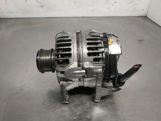 VAG 038903023L Alternador  disponible Valladolid