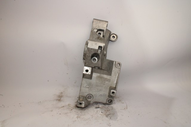 Comprar Soporte del alternador Skoda Fabia I 6Y5 a bajo precio