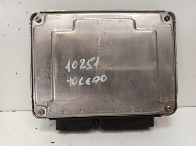 038906012AT Unidad de control del motor (ECU)  comprar en Pontevedra