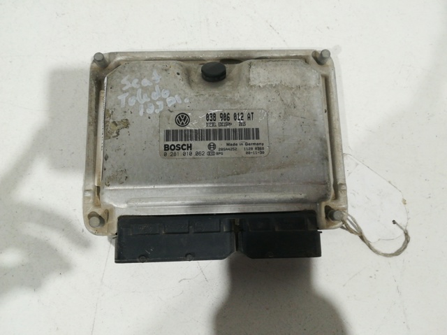 VAG 038906012AT Unidad de control del motor (ECU)  disponible España