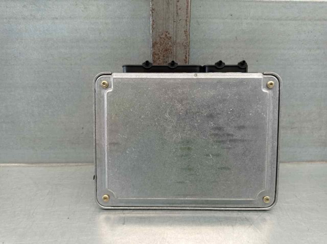 038906018S ECU  en stock Granada