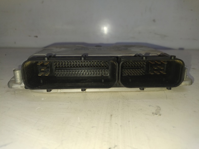 VAG 038906019CD ECU  en stock Terrassa