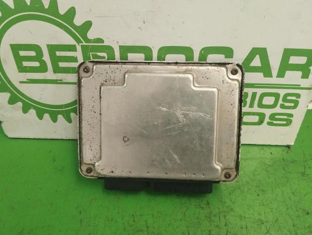 VAG 038906019DQ Unidad de control del motor (ECU)  disponible Valladolid