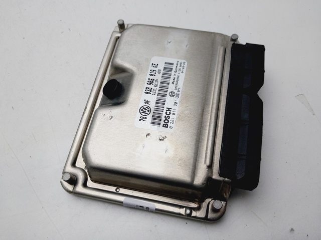 VAG 038906019KE Unidad de control del motor (ECU)  comprar en Ponferrada