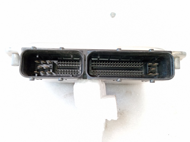 038906019KE Unidad de control del motor (ECU)  disponible Burgos