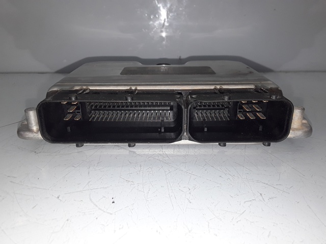 038906019NE VAG Unidad de control del motor (ECU)  disponible Ourense