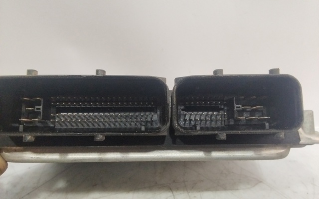 038906019NE VAG Unidad de control del motor (ECU)  comprar en Oviedo