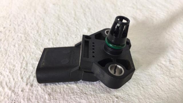 038906051B Sensor de presión de sobrealimentación  en stock Granada