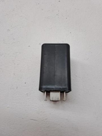 Relé de bujía de precalentamiento Audi A3 8VS, 8VM