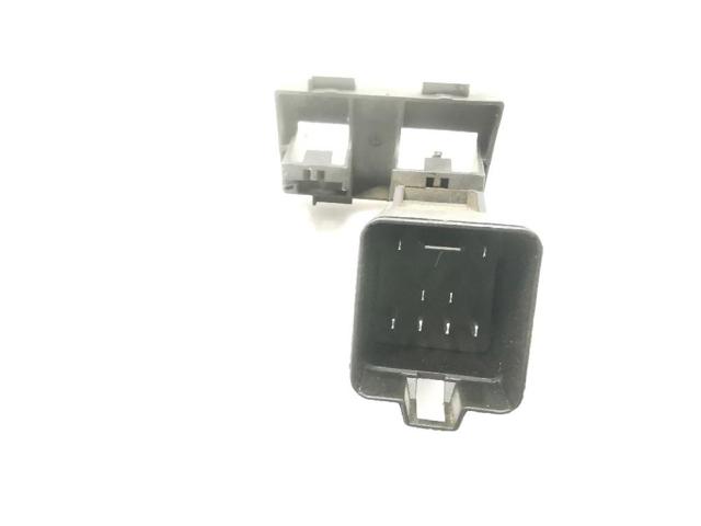 VAG 038907281D Relé de los calentadores  en stock Salamanca