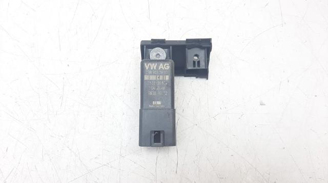 Caja precalentamiento bujias 038907281D VAG