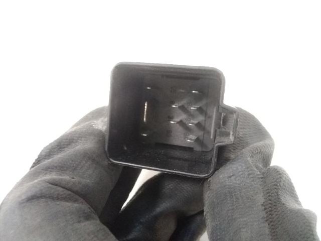 VAG 038907281D Relé de bujía de precalentamiento  disponible España