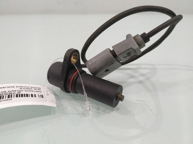 Sensor de posición del cigüeñal Volkswagen Caddy 2 9K9