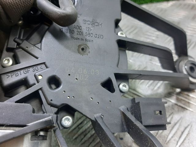 PEUGEOT 0390201580 Motor del limpiaparabrisas trasero  comprar en Murcia