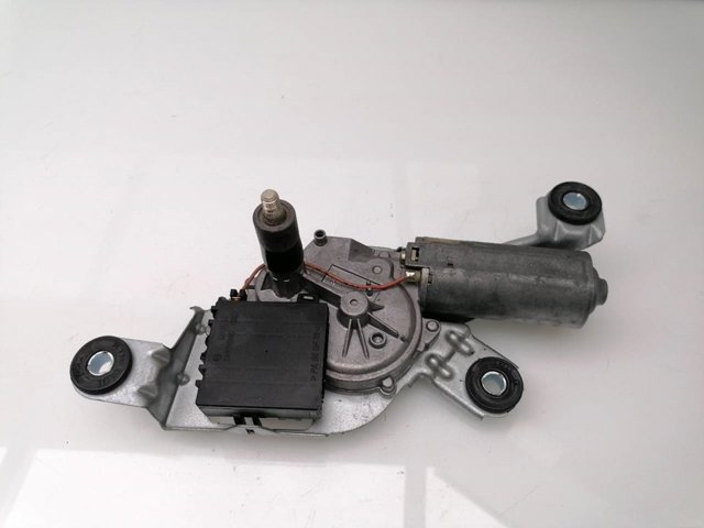 0390201594 Motor del limpiaparabrisas trasero  disponible Utrera