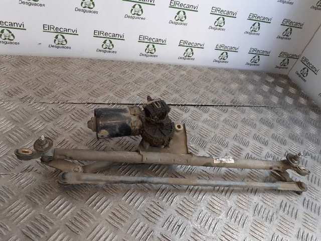 0390241142 Motor limpiaparabrisas  en stock Granada