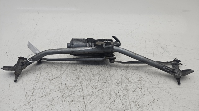 0390241528 Motor limpiaparabrisas  en stock Granada