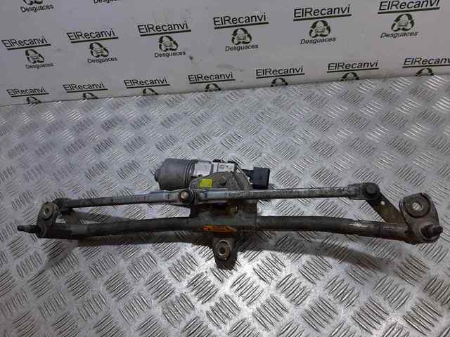 VAG 0390241531 Motor del limpiaparabrisas  disponible Valladolid