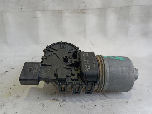 0390241538 Motor del limpiaparabrisas  disponible Utrera