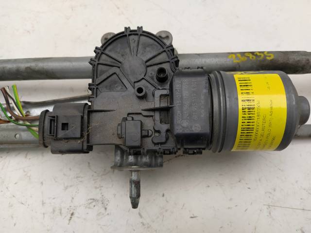 0390241566 VAG Motor del limpiaparabrisas  disponible Vigo