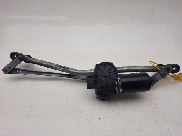 0390241731 MAZDA Motor limpiaparabrisas  en stock Gandía