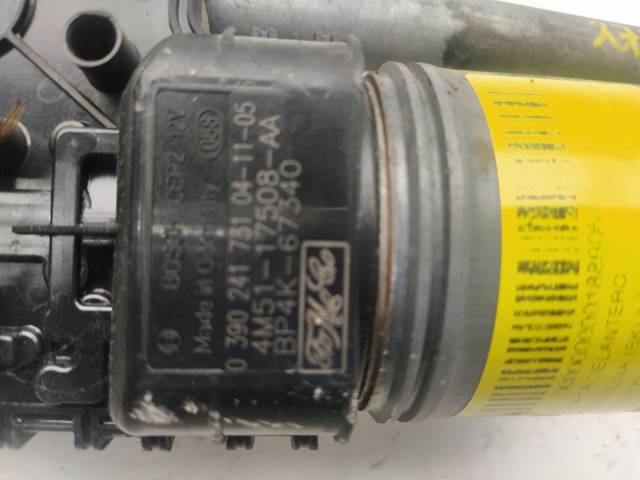 MAZDA 0390241731 Motor del limpiaparabrisas  disponible España