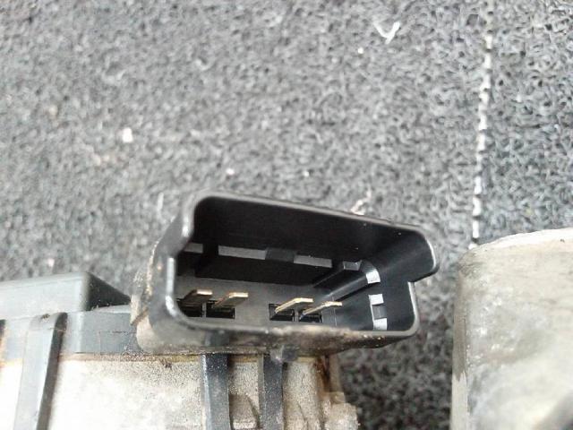 0390241777 RENAULT Motor del limpiaparabrisas  comprar en Oviedo