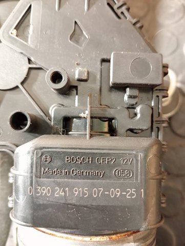 0390241915 Motor limpiaparabrisas  en stock Sabadell