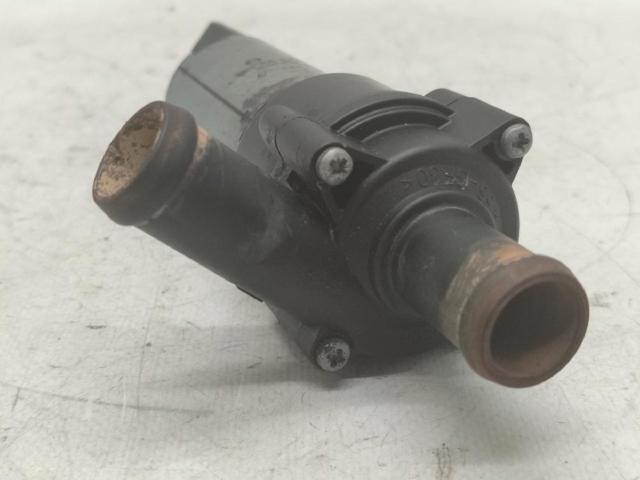0392020073 VAG Bomba de agua eléctrica auxiliar comprar Bilbao