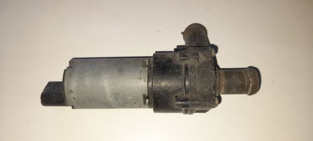 VAG 0392020073 Bomba de agua eléctrica auxiliar comprar Pamplona