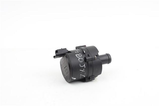 RENAULT 0392023219 Bomba de agua eléctrica auxiliar  en stock Terrassa