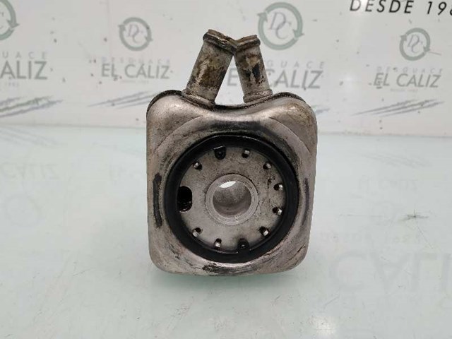 VAG 03C117021J Radiador de aceite  en stock Terrassa