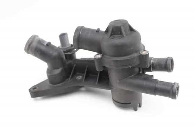 03C121111B VAG Carcasa del termostato  comprar en Lleida