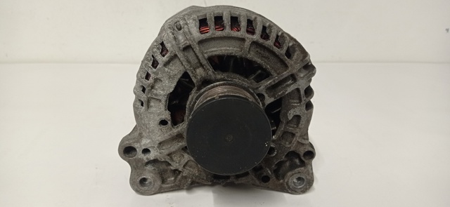 03C903023A Alternador  en stock Granada