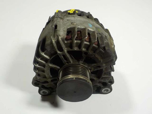 VAG 03C903023A Alternador  disponible Lugo
