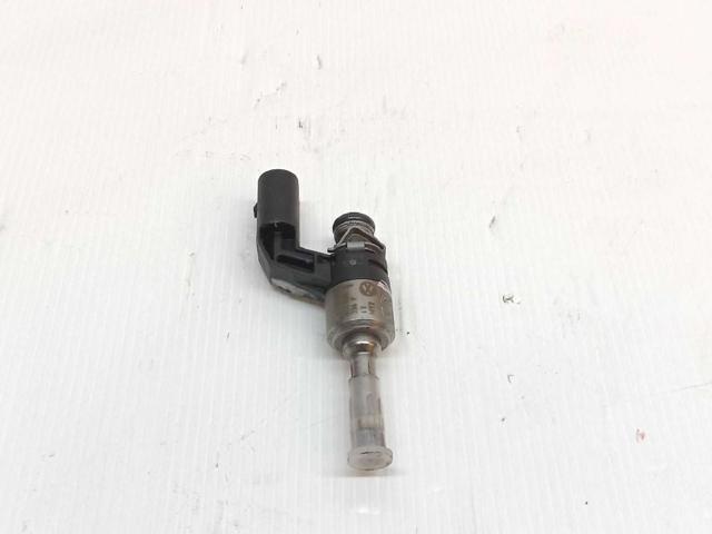 VAG 03C906036F Inyector de combustible  disponible Valladolid