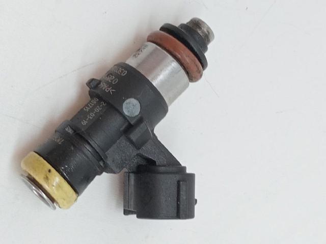 Inyector de combustible 03C906039B VAG