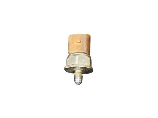 Sensor de la presión del combustible 03C906051H VAG
