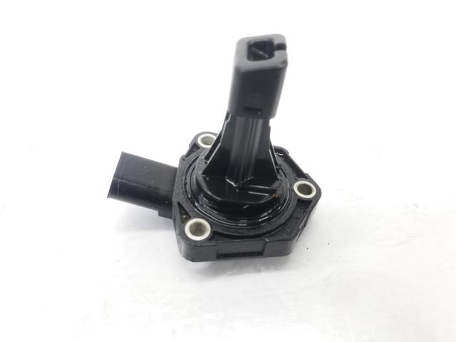 Sensor de nivel de aceite del motor Audi A4 8K2