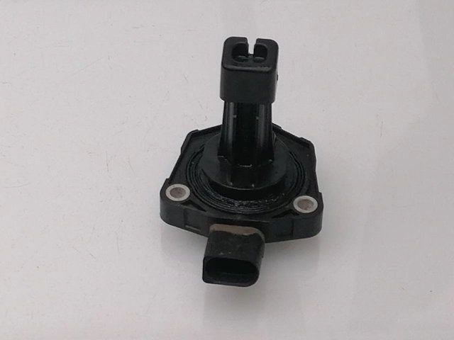 VAG 03C907660G Sensor de nivel de aceite  en stock Valencia