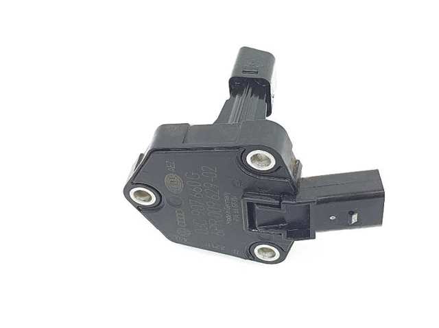 Sensor de nivel de aceite del motor Audi A4 8K2