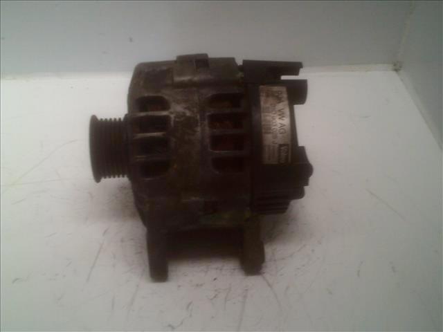 03D903025 Alternador  comprar en Pontevedra