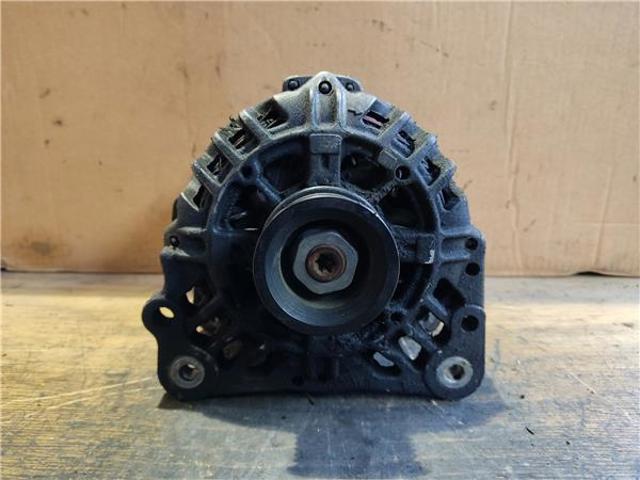 03D903025 VAG Alternador comprar Bilbao
