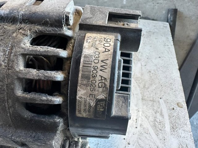 03D903025E VAG Alternador  disponible Ourense