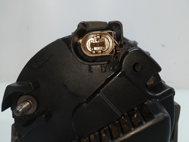 03D903025E Alternador  comprar en Reus