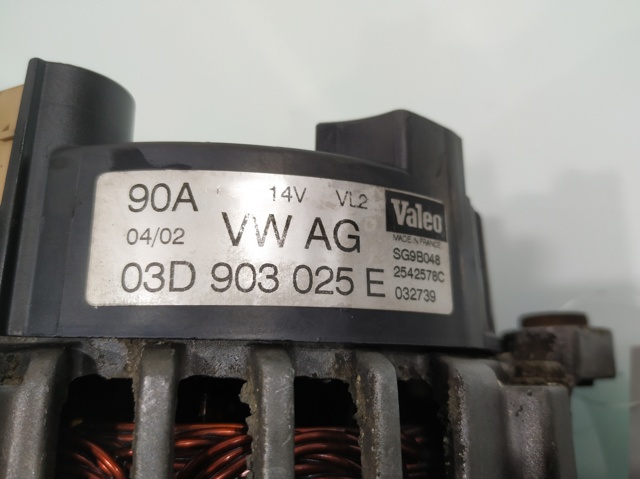 03D903025E Alternador  disponible Burgos