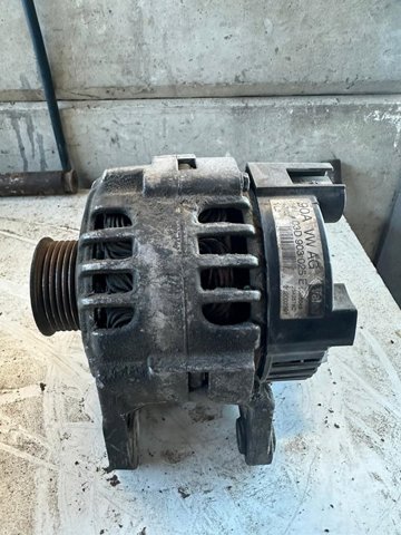 03D903025E VAG Alternador  comprar en Oviedo