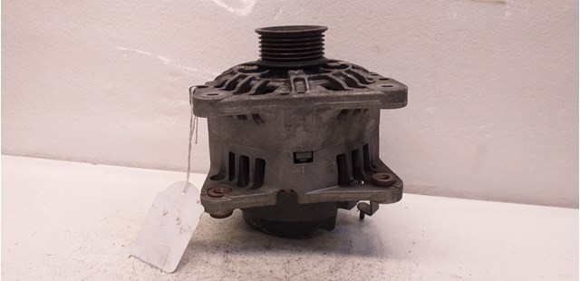 03D903025E Alternador  en stock Sabadell